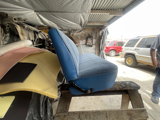Lira's Upholstery