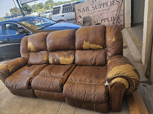 JOSE'S UPHOLSTERY