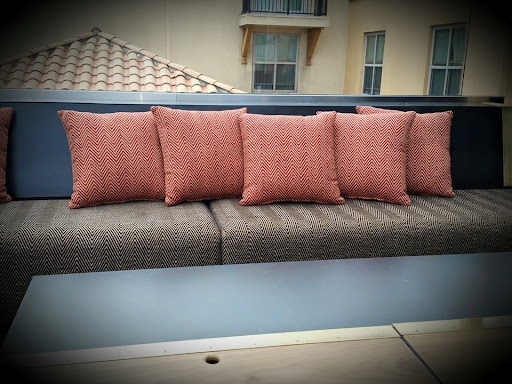 Robnett's Upholstery