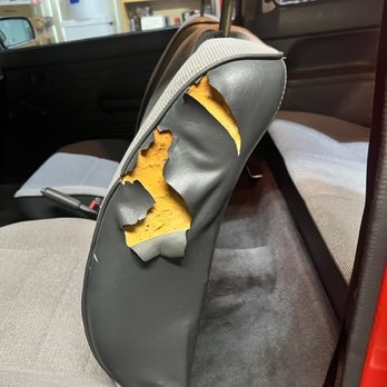 Ruben’s Upholstery LLC – Tapicería Profesional y Restauración de Muebles a Medida