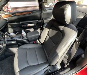 Tapizado profesional por Ls Upholstery – Dave: Restauración de muebles y sofás con calidad