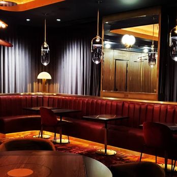 Tapicería Murillo: Elegancia Artesanal y Diseño Moderno para Muebles de Interior