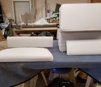 Tapicería Personalizada New Life – Renovación de Muebles con Diseño a Medida