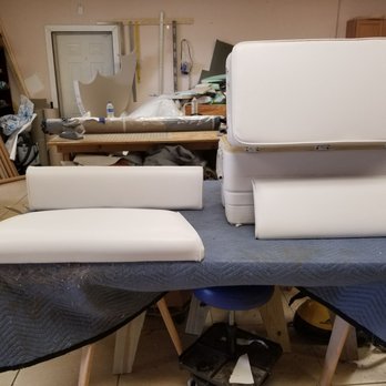 Tapicería Personalizada New Life – Renovación de Muebles con Diseño a Medida