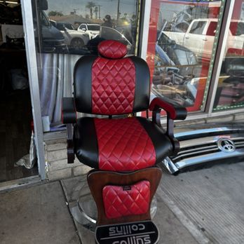 Mike Upholstery – Expertos en Tapicería de Muebles: Renovación y Diseño de Calidad