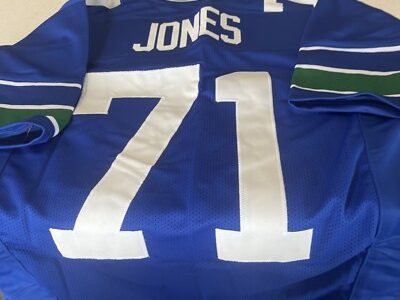 Jones Custom Stitch: Bordado Personalizado de Alta Calidad para Moda y Estilo Único