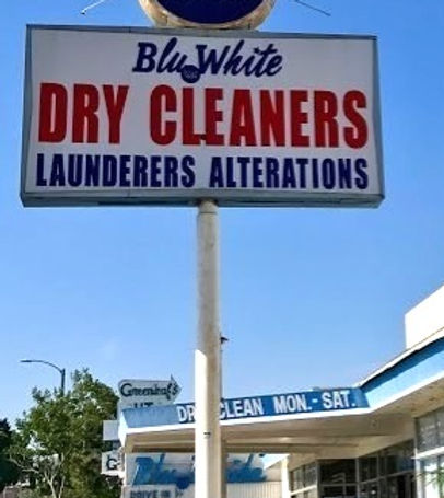 Blue White Cleaners: Servicio de Limpieza Profesional en Azul y Blanco
