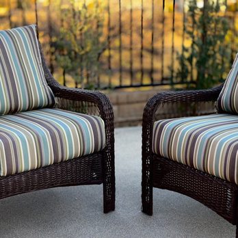 CushionKings: Cojines Premium de Diseño Moderno – Decoración de Hogar y Oficina