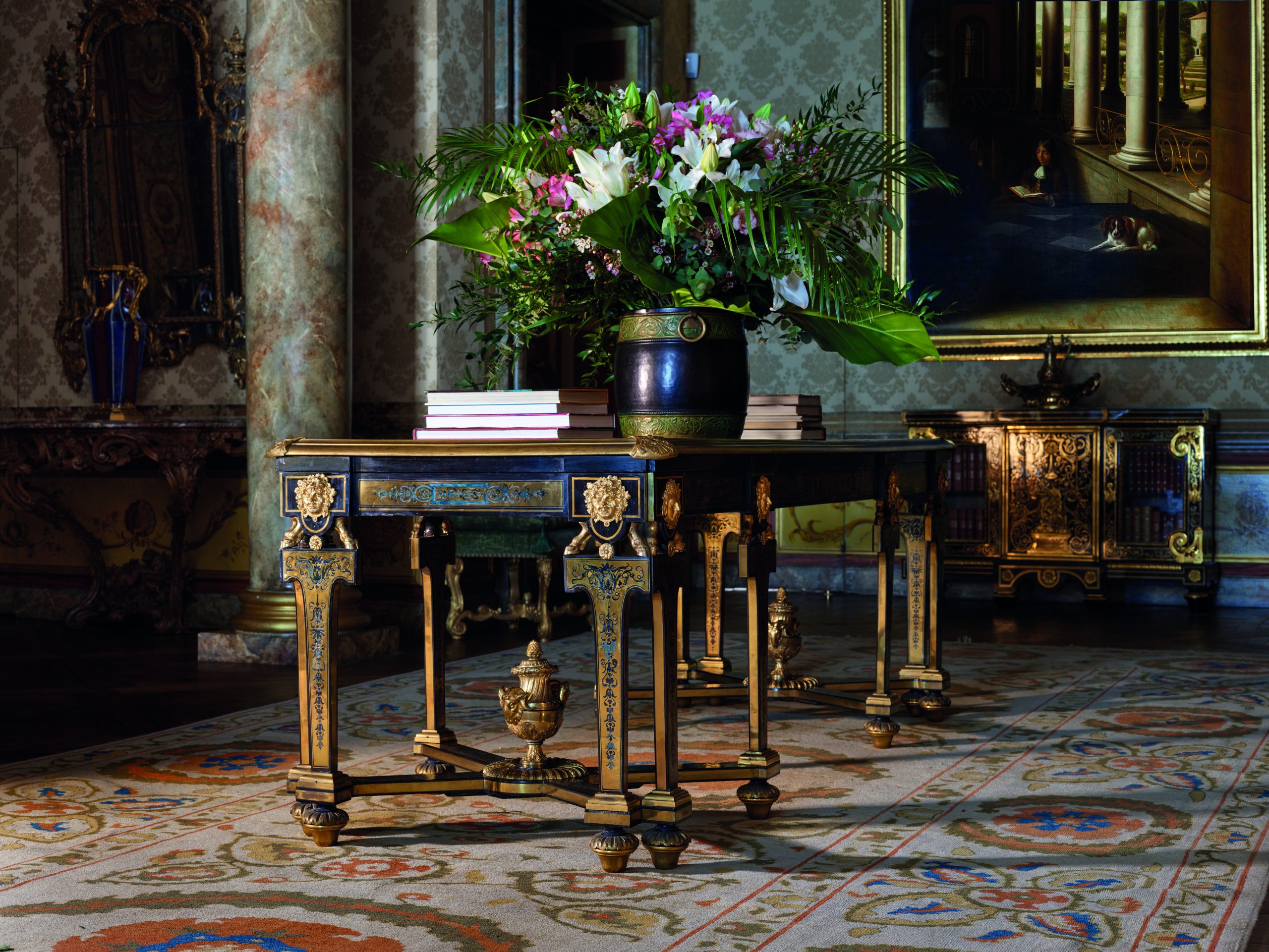 Muebles Fine Arts de Albertos: Elegancia Artística para tu Hogar