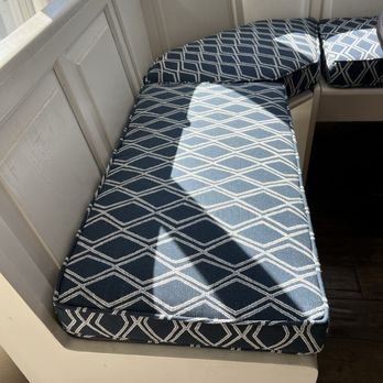 Tapicería Personalizada C R Custom Upholstery – Diseño a Medida para Muebles y Autos