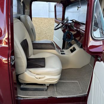 Tapicería Soto – Muebles tapizados a medida, calidad premium y diseño exclusivo