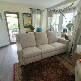 Tapicería de Muebles y Diseño Interior de Barcos – Calvin’s Furniture