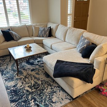 Sofas económicos de alta calidad – Diseño moderno y comodidad | Sofas For Less